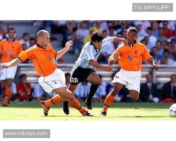 1990年世界杯决赛德国与阿根廷的经典对决与历史意义分析 1990年世界杯决赛德国与阿根廷的经典对决与历史意义分析