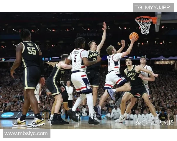 2016年NBA国王队与快船队激战回顾精彩瞬间与精彩数据分析 2016年NBA国王队与快船队激战回顾精彩瞬间与精彩数据分析