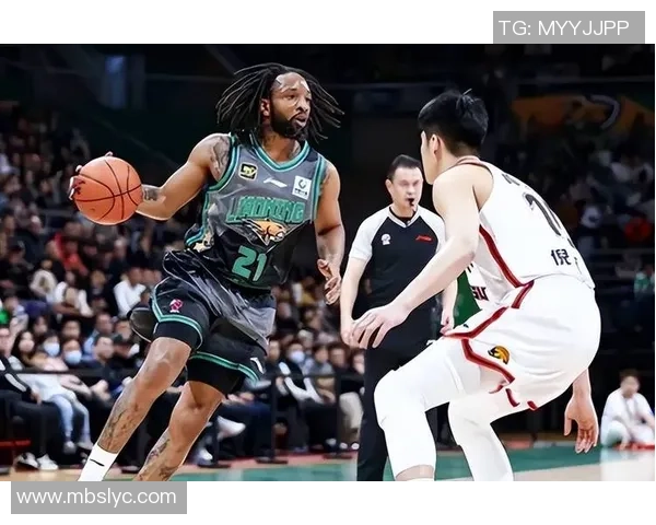 CCTV5直播辽宁队对阵深圳队精彩赛事回顾与分析 CCTV5直播辽宁队对阵深圳队精彩赛事回顾与分析