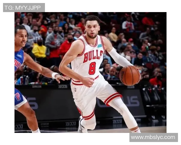 扎克拉文领衔公牛队重返季后赛的希望与挑战分析