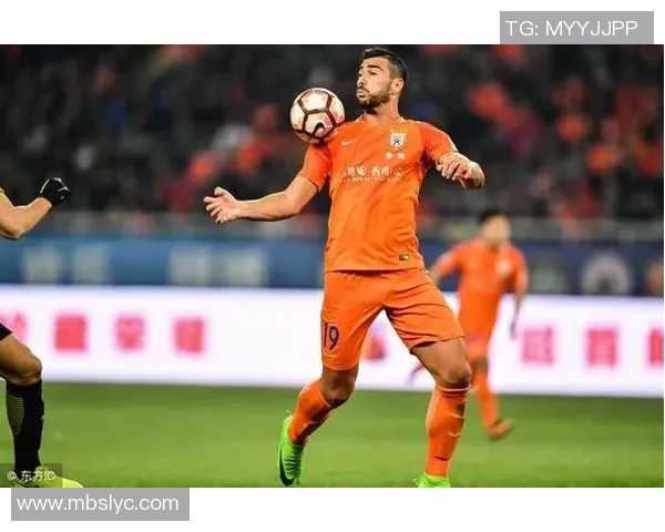 曼谷联合队迎战河内球队期待精彩对决与激烈竞争 曼谷联合队迎战河内球队期待精彩对决与激烈竞争